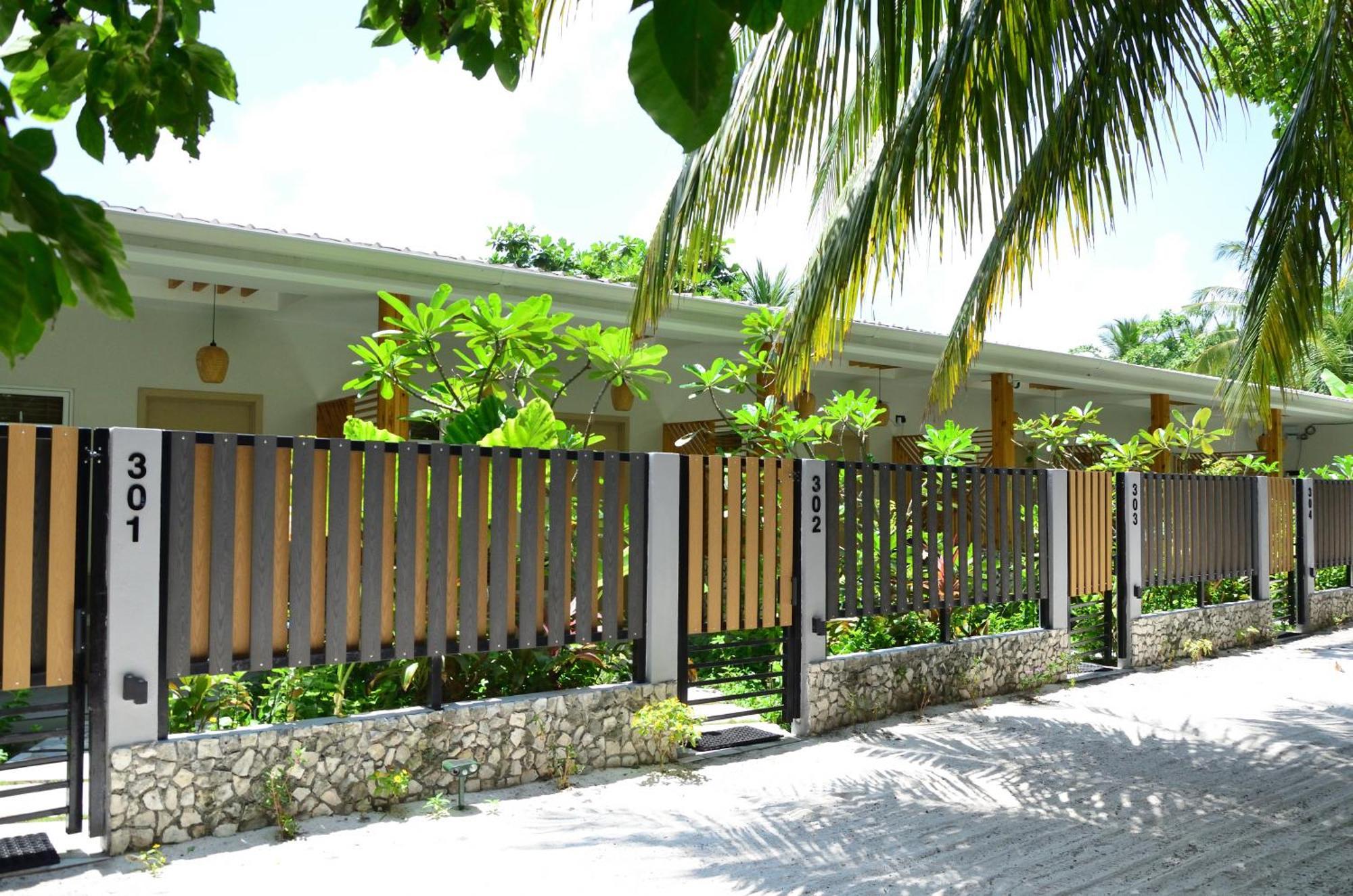 Three Hearts Guesthouse And Villas Fulhadhoo Camera foto